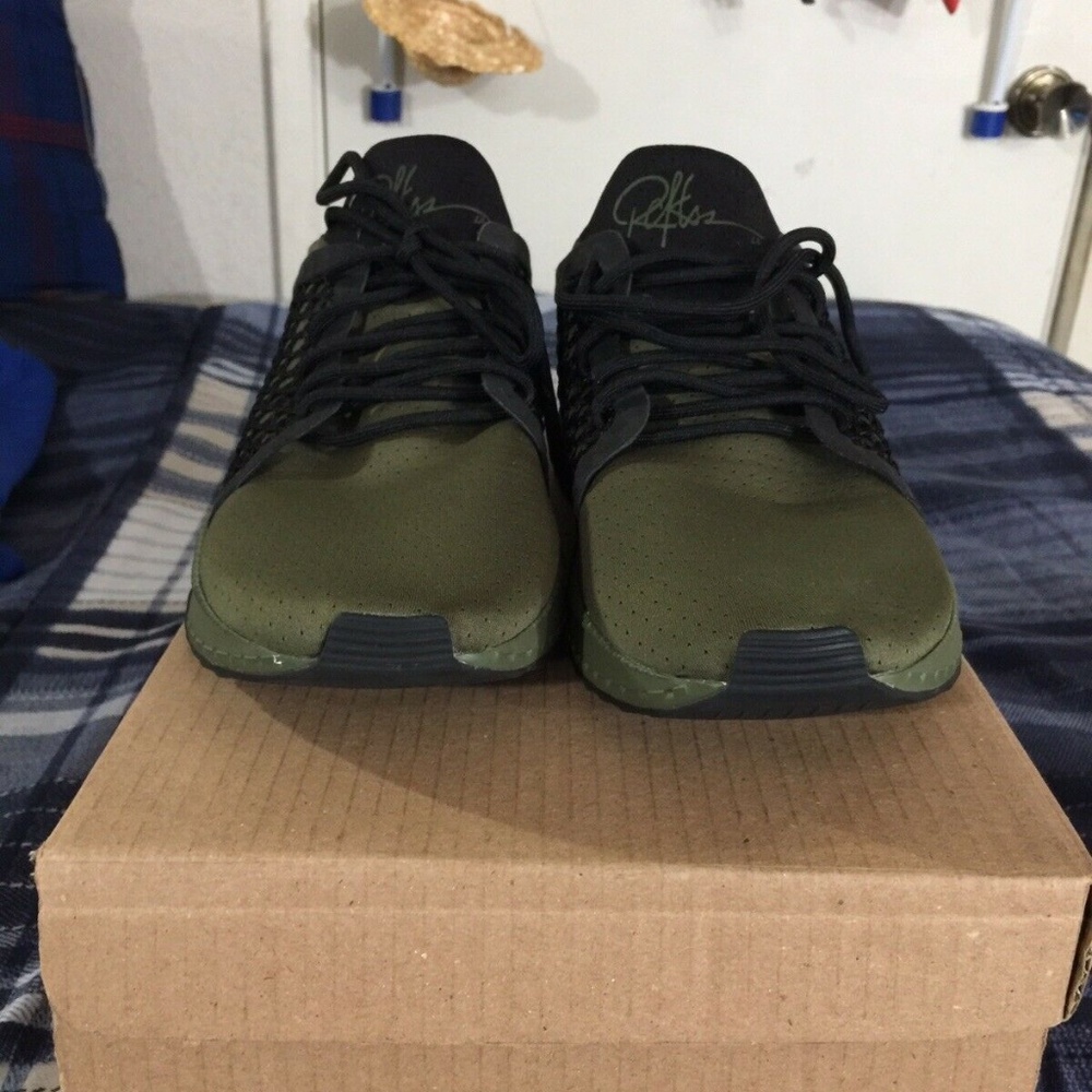 Puma x Young & Reckless Olive Men Shoe Sz 9.5